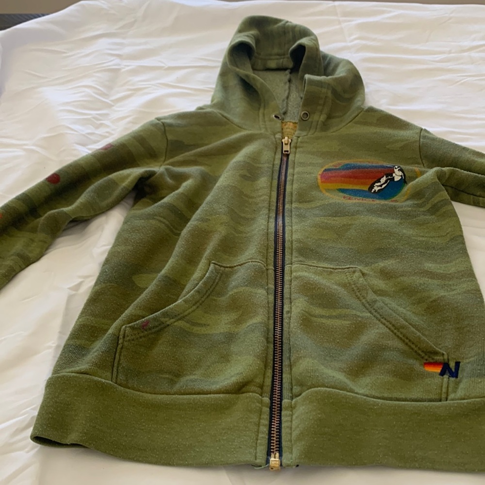Used aviator nation hoodie. Used. Size 8